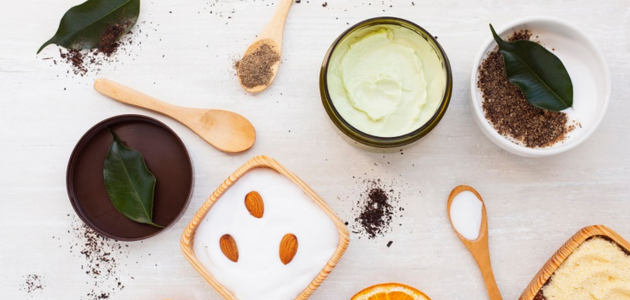 Recipes with natural ingredients suitable for all skin types وصفات بمكونات طبيعية تناسب جميع أنواع البشرة