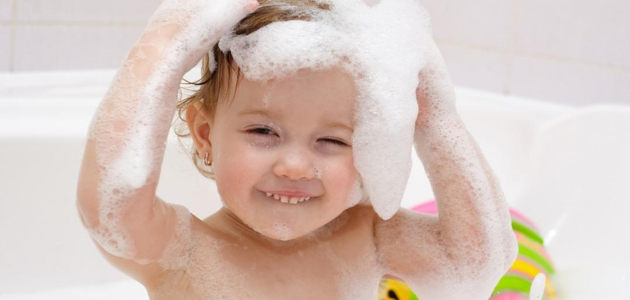 How to choose the best shampoo for your child كيفية اختيار الشامبو الأفضل لطفلك