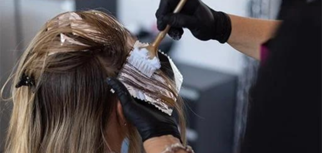كيفية العناية بالشعر بعد الصبغة وبخطوات بسيط